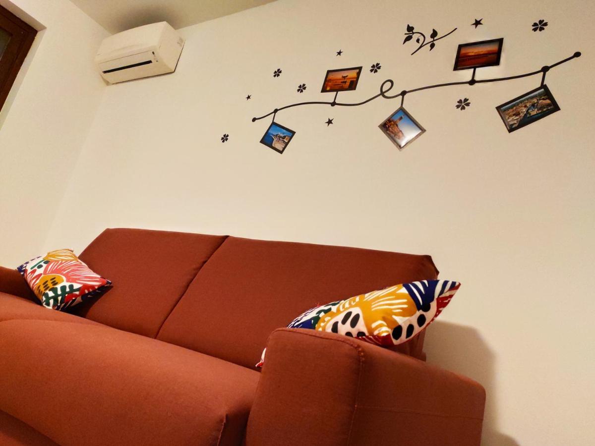 Appartamento Dolcitalia In ลาซีเซ ภายนอก รูปภาพ